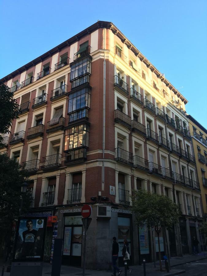 Moderno Apart Centro Madrid Bagian luar foto