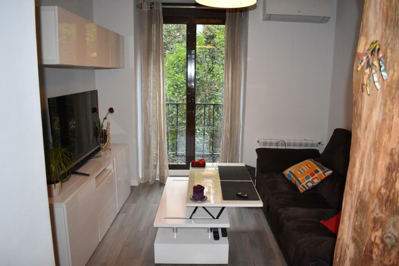 Moderno Apart Centro Madrid Bagian luar foto